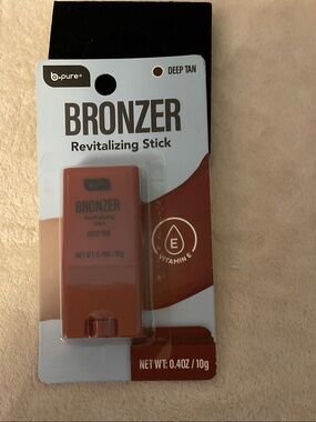 b.pure Deep Tan Bronzer Revitalizing Stick - Deep Tan